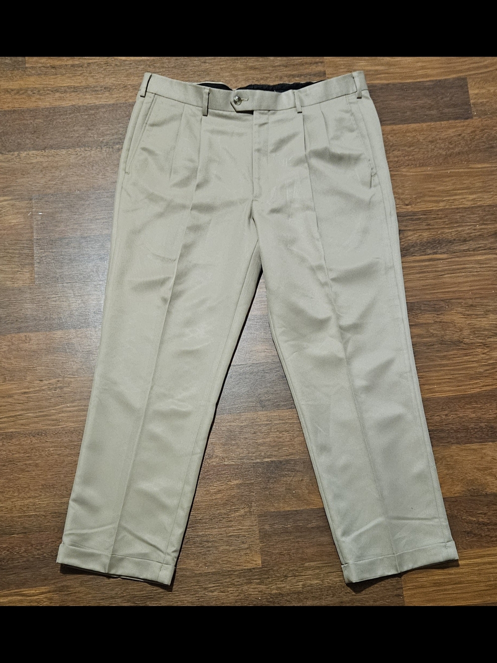 ROUNDTREE & YORKE mens travel smart dress pants SIZE 38x28 COLOR KHAKI CLD